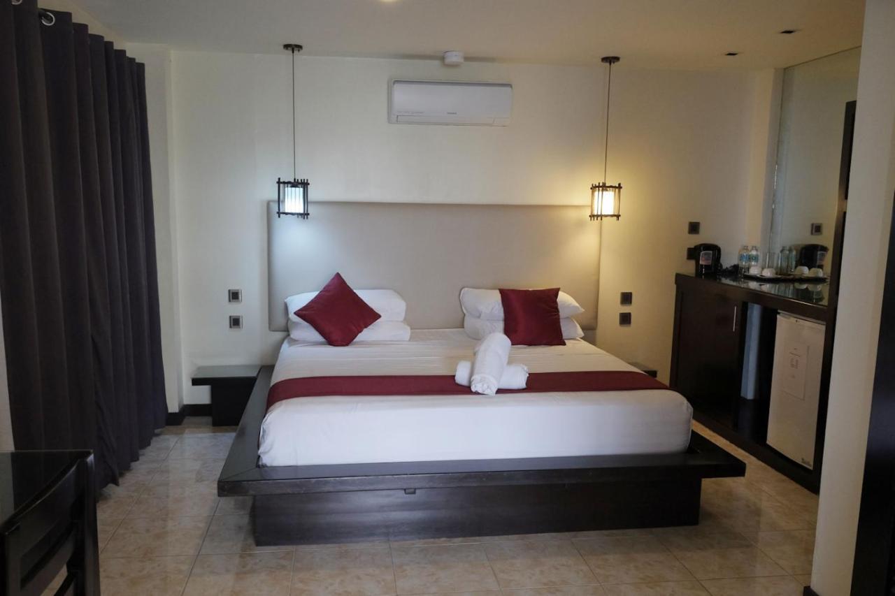 Cliffside Resort Panglao Bagian luar foto